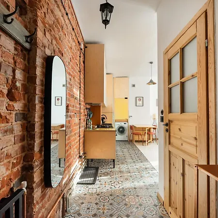 Saska Kepa Loft Style Apartment Warsaw